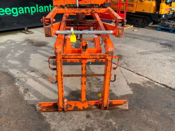 2019 EICHINGER MANUAL BRICK / BLOCK GRAB...186 348311865
