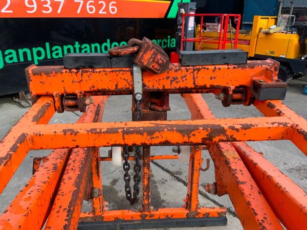 2019 EICHINGER MANUAL BRICK / BLOCK GRAB...186 348311870