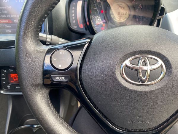 2016 (162) Toyota Aygo X - Clusiv 2 VVT-I 1.0 348344369