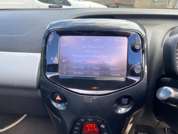 2016 (162) Toyota Aygo X - Clusiv 2 VVT-I 1.0 348344372