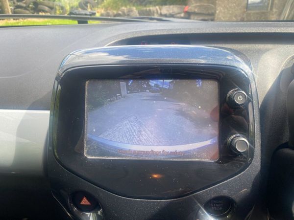 2016 (162) Toyota Aygo X - Clusiv 2 VVT-I 1.0 348344373