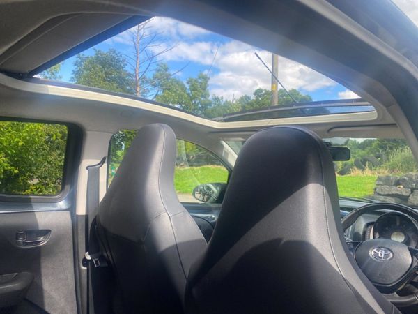 2016 (162) Toyota Aygo X - Clusiv 2 VVT-I 1.0 348344380
