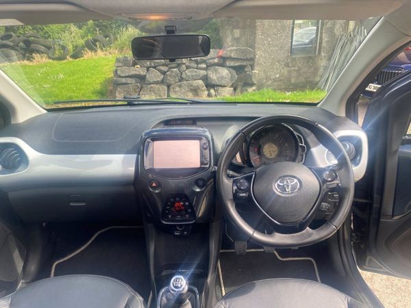 2016 (162) Toyota Aygo X - Clusiv 2 VVT-I 1.0 348344381