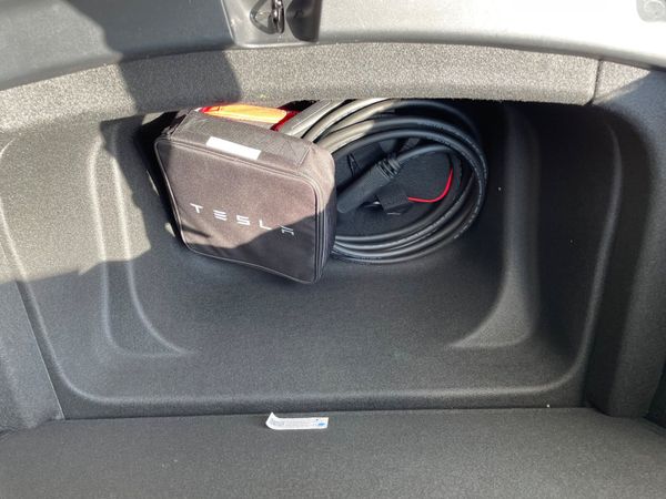 Tesla Model Y 2023 348348300