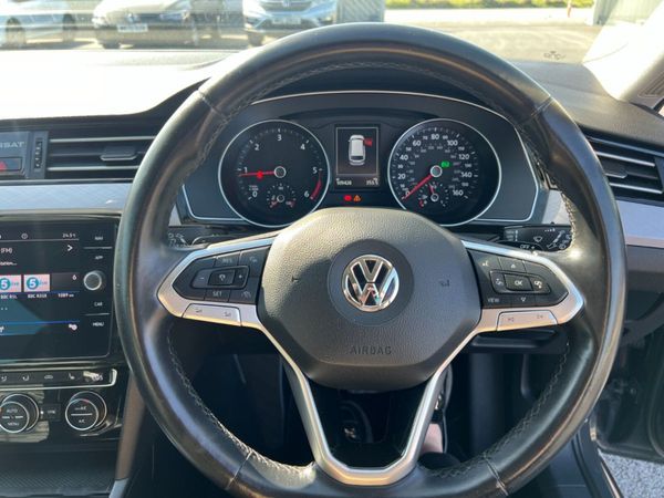 2020 Volkswagen Passat SEL 2.0 TDI Estate - Automa 348349218