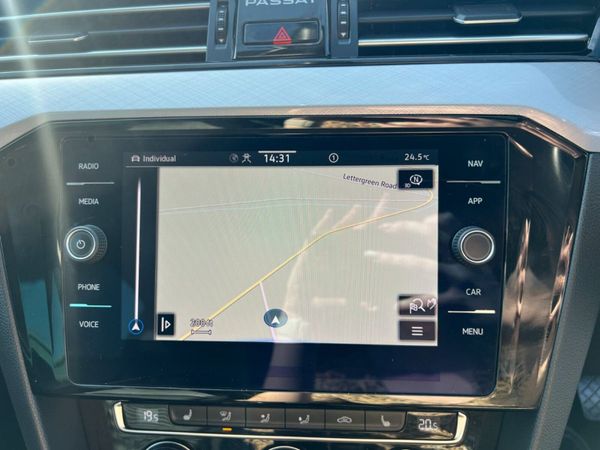 2020 Volkswagen Passat SEL 2.0 TDI Estate - Automa 348349223