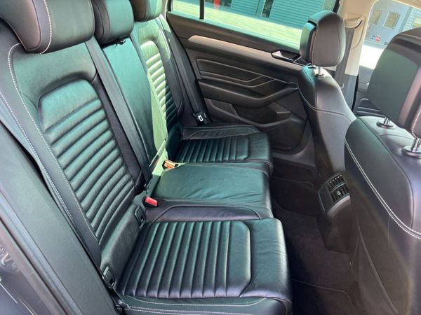 2020 Volkswagen Passat SEL 2.0 TDI Estate - Automa 348349230