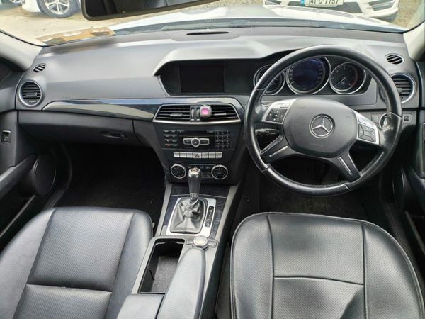 Mercedes-Benz C-Class C220d Avantgarde Sport 348356747