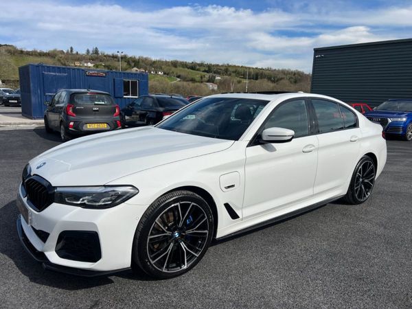 2022 (222) BMW 530E M Sport PHEV - Sunroof 348350093