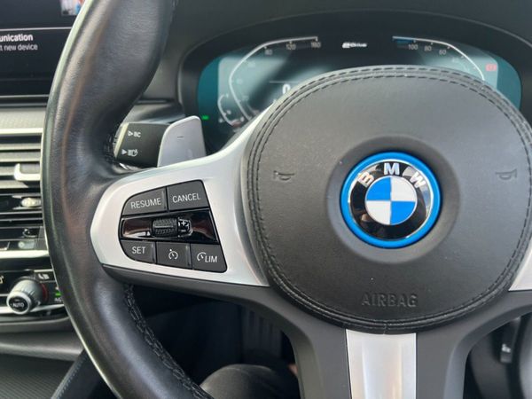 2022 (222) BMW 530E M Sport PHEV - Sunroof 348350107