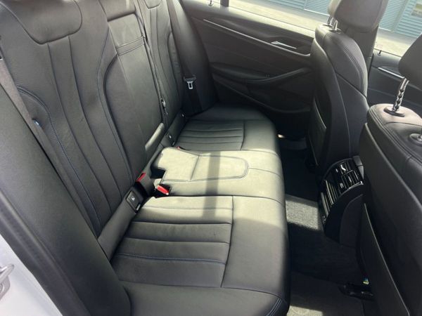 2022 (222) BMW 530E M Sport PHEV - Sunroof 348350118