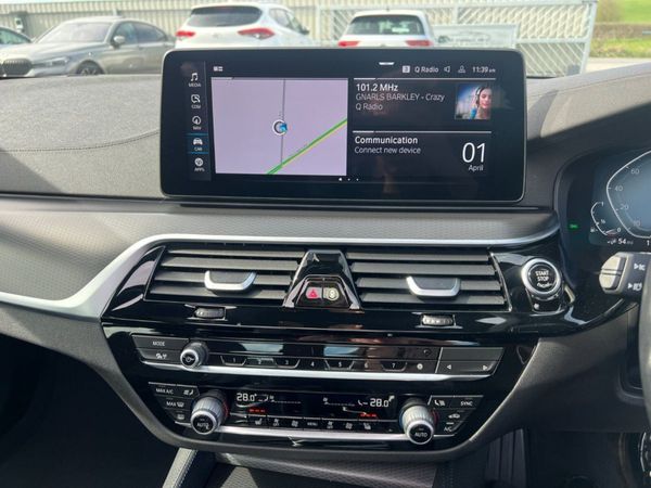 2022 (222) BMW 530E M Sport PHEV - Sunroof 348350110