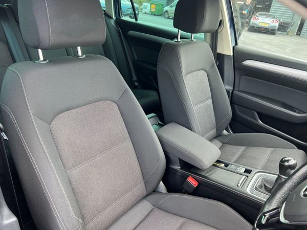 2016 Volkswagen Passat SE Business 2.0 TDI BMT Est 348350444