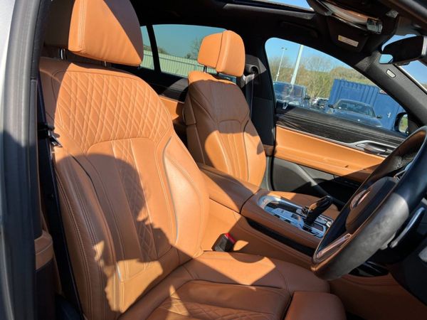 2020 (202) BMW 7 Series  745E M Sport Auto - Sunro 348350576