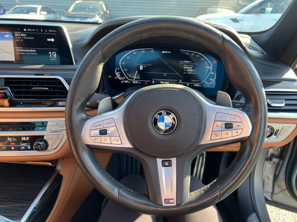 2020 (202) BMW 7 Series  745E M Sport Auto - Sunro 348350582