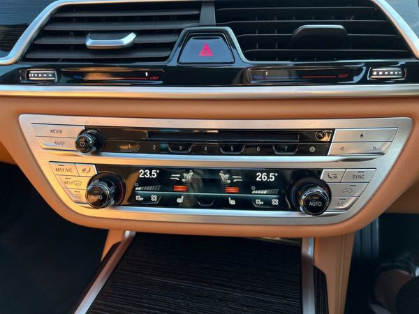 2020 (202) BMW 7 Series  745E M Sport Auto - Sunro 348350590