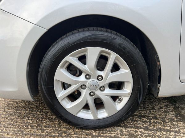 2018 Kia Carens 2 1.7 CRDI ISG  7 Seater 348350816