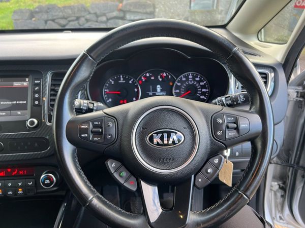 2018 Kia Carens 2 1.7 CRDI ISG  7 Seater 348350826