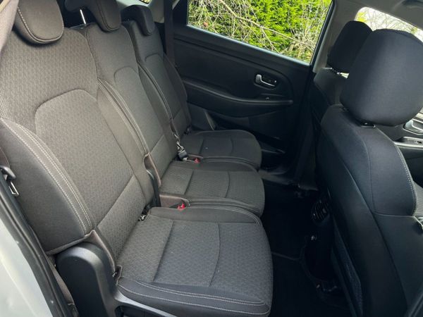2018 Kia Carens 2 1.7 CRDI ISG  7 Seater 348350836