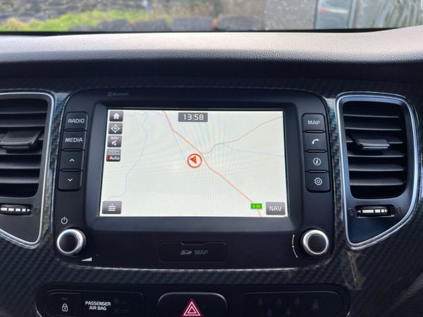 2018 Kia Carens 2 1.7 CRDI ISG  7 Seater 348350831