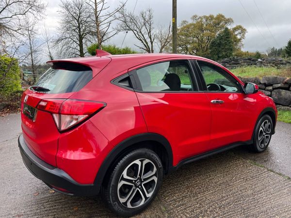2017 (172) Honda HR-V SE 1.6 I-DTEC 348351096