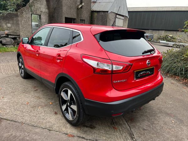 2016 Nissan Qashqai N-Connecta 1.5 DCI 348351292