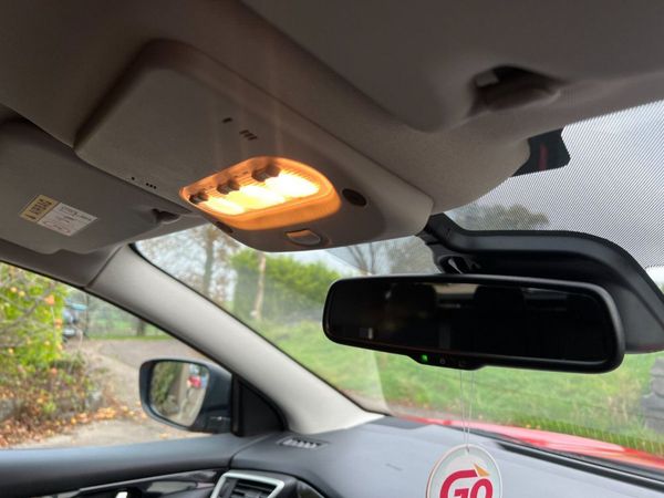 2016 Nissan Qashqai N-Connecta 1.5 DCI 348351304