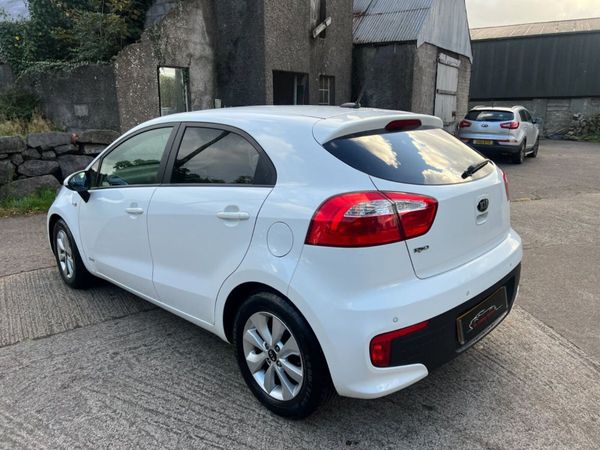 2015 (152) Kia Rio SR7 1.25 Petrol 348351330