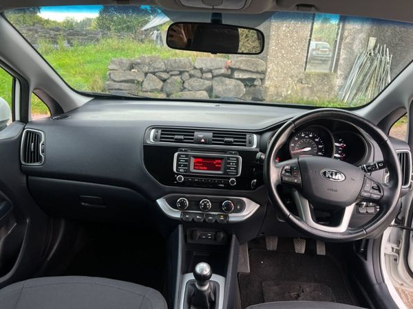2015 (152) Kia Rio SR7 1.25 Petrol 348351348
