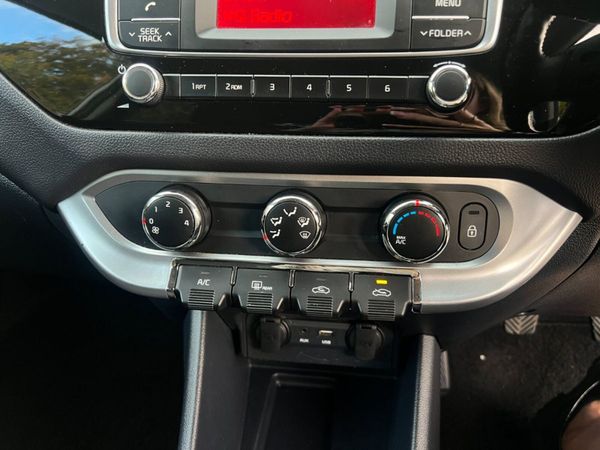 2015 (152) Kia Rio SR7 1.25 Petrol 348351342