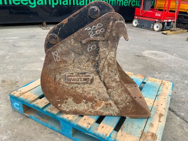 18" WHITESDIGGING BUCKET.....60mm PINS....569. 348370342