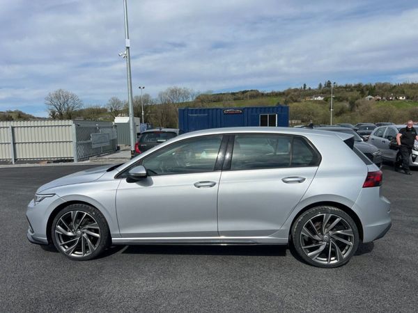 2021 Volkswagen Golf Life 2.0 TDI- New Alloys Kit 348437666