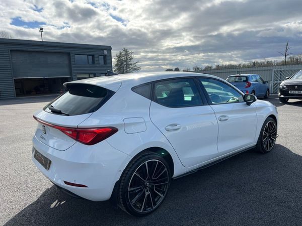 2022 Seat Leon SE Dynamic 2.0 TDI -New Alloys Kit 348437871
