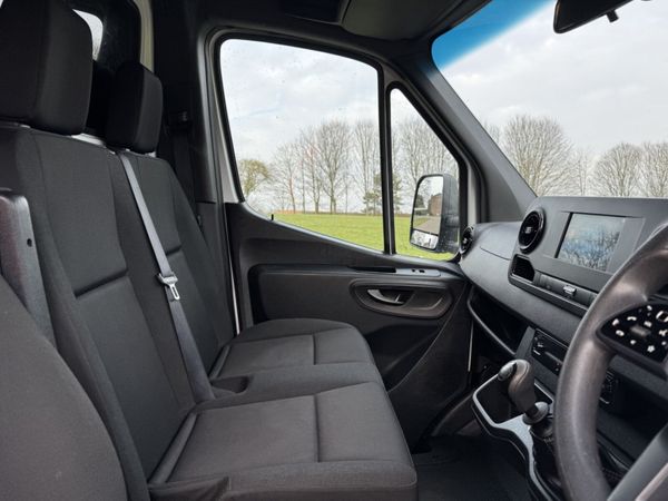 2022 MERCEDES-BENZ SPRINTER Curtainside 348549010