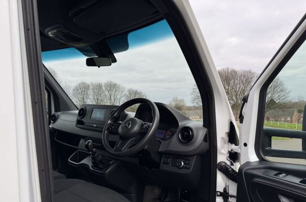 2021 MERCEDES-BENZ SPRINTER Curtainside New Body 348555170