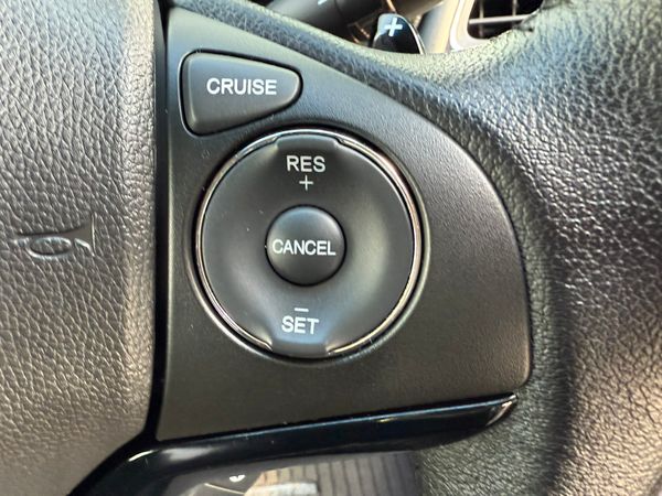 2015 Honda Vezel(HRV)1.5 hybrid auto,41K KM 348551812
