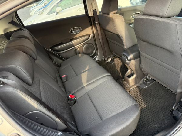 2015 Honda Vezel(HRV)1.5 hybrid auto,41K KM 348551824