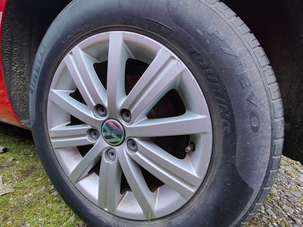 152 VW Golf 1.2 TSA Automatic  ( Showroom Conditio 348587466