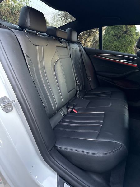 Stunning BMW 520d LCI M Sport! 348623616
