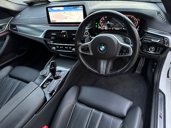 Stunning BMW 520d LCI M Sport! 348623618