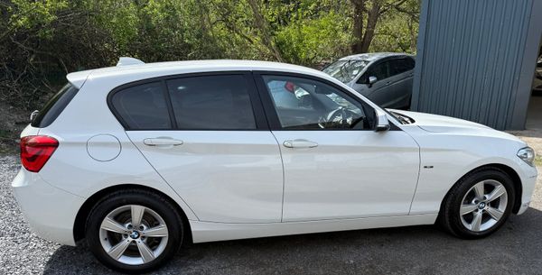 BMW 1-Series 2015/ Automatic/ Reverse Camera/Sport 348661057