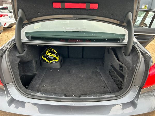 BMW 330E MSPORT plug in Hybrid 348679256