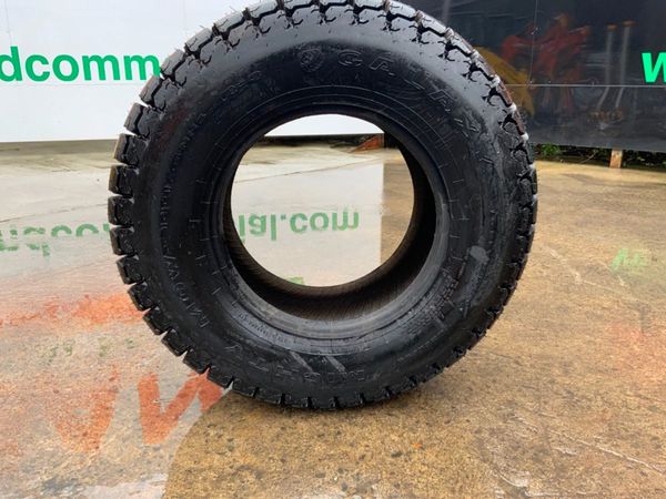 14 / 17.5 GALAXY LGP LAWN TYRES.......656k. 348673770