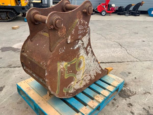 24" DIGGING BUCKET...    65mm PINS...   159v. 348697296