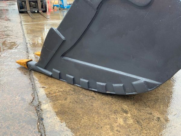 72"  DIGGING BUCKET.........90mm PINS.....1520. 348699914