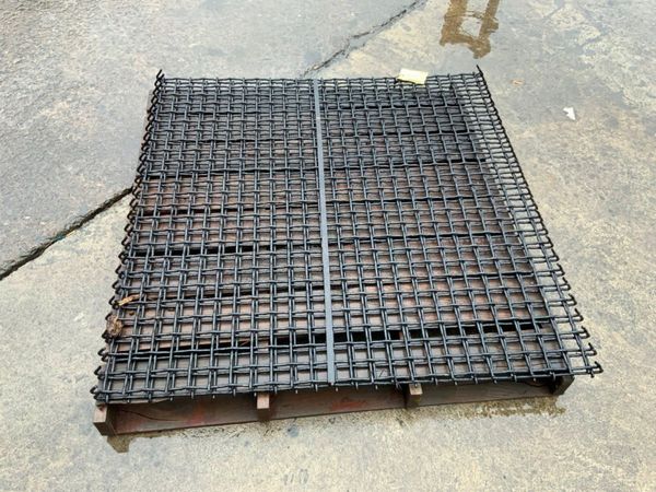 UNUSED FINLAY SCREENER MESH SHEETS.....569-2. 348705452