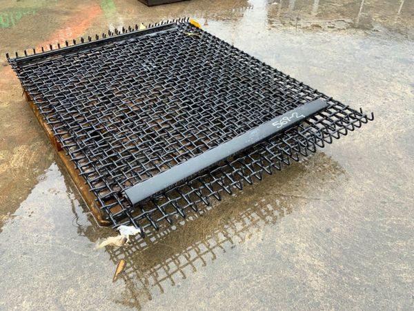 UNUSED WOVEN WIRE SCREENER MESH......569-2. 348705501
