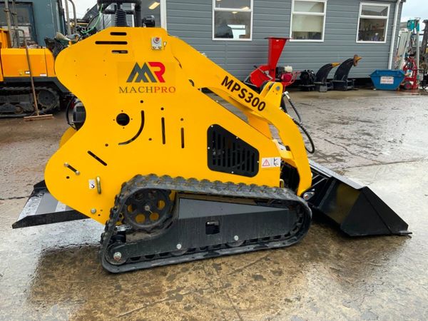 COMPACT SKID STEER TRACKED LOADER.....1101K 348722019