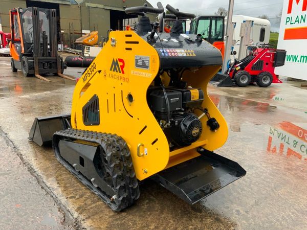 COMPACT SKID STEER TRACKED LOADER.....1101K 348722022