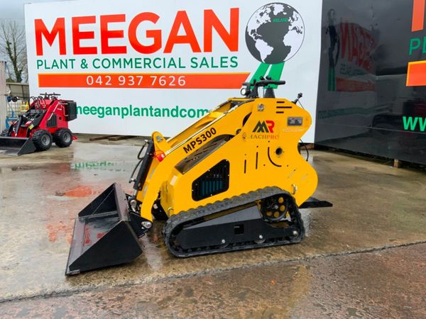 COMPACT SKID STEER TRACKED LOADER.....1101K 348722031